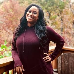 Meet your Posher, Nikki